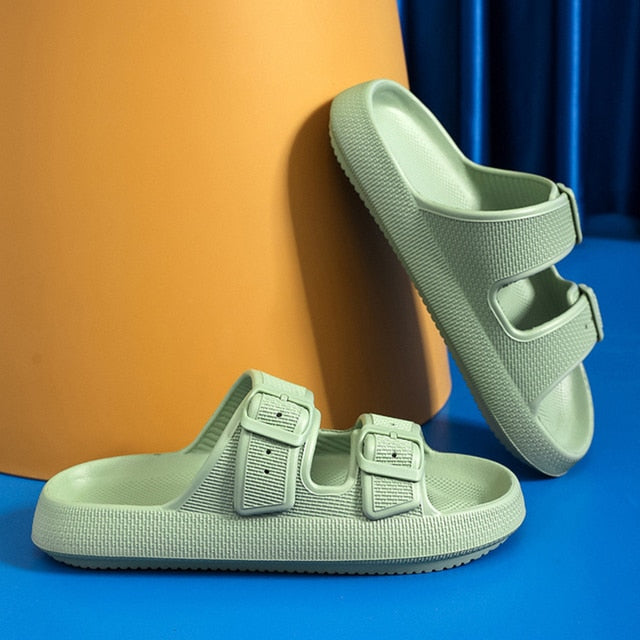 CLOUD WALK SLIPPERS