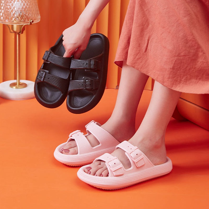 CLOUD WALK SLIPPERS