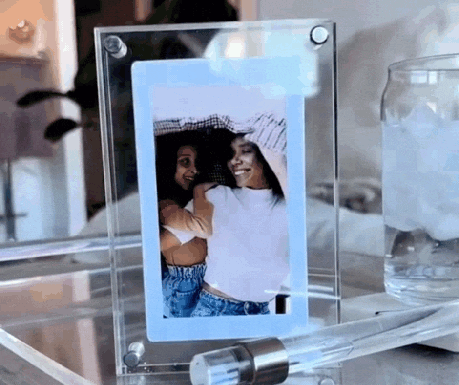 Crystal Clear Memories Digital Frame