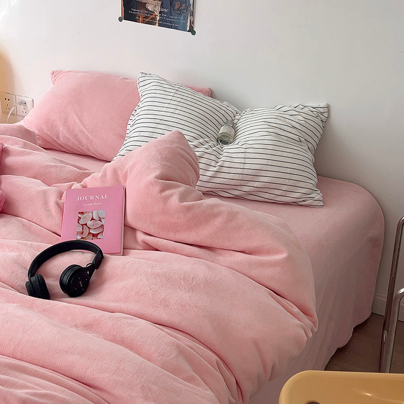 Barbie Pink Contrast Color Black and White Bedding