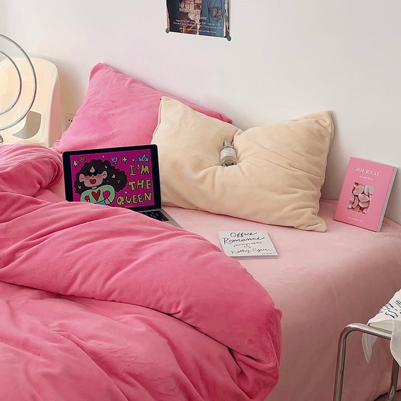 Barbie Pink Contrast Color Black and White Bedding