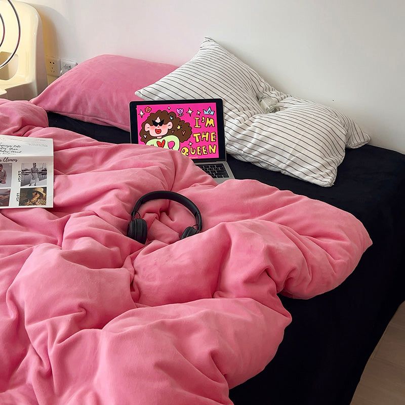 Barbie Pink Contrast Color Black and White Bedding